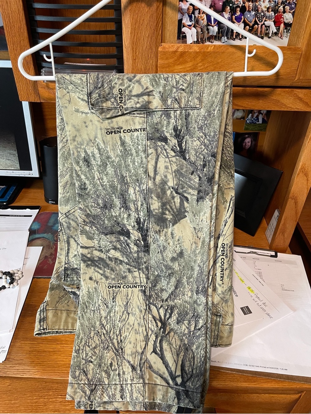 Men's Camouflage Jacket - Likely Lightweight or Field